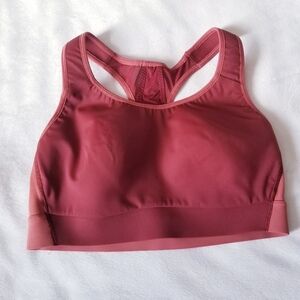 Athleta women's sports bra size 34D/DD